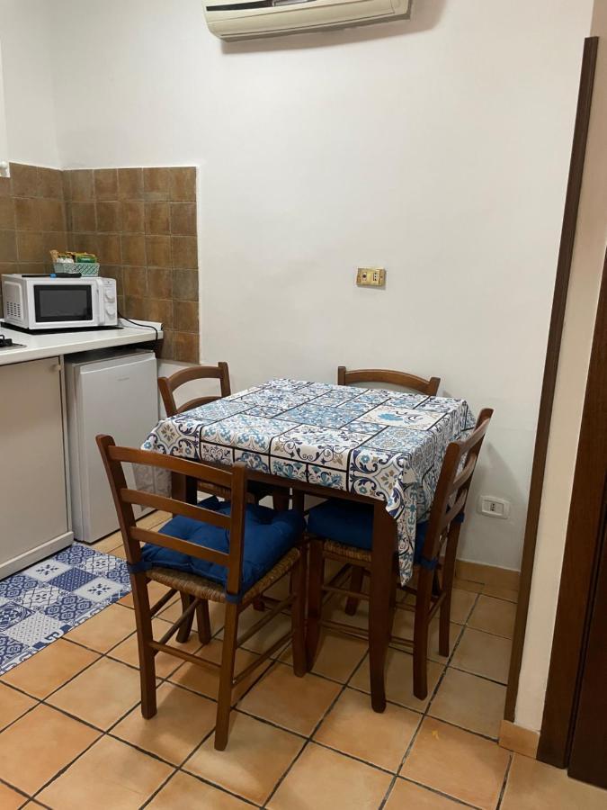 Le Suite Di Ginevra Napoli Eksteriør bilde